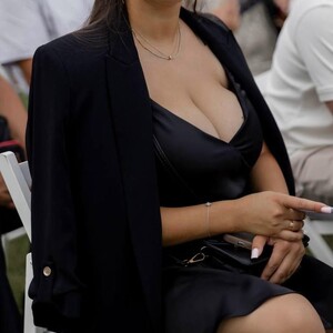 AlinaXxx_ avatar