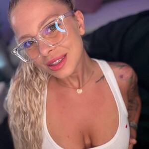 KatteAllya avatar