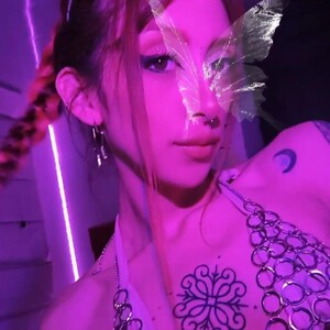 Alisseallie avatar