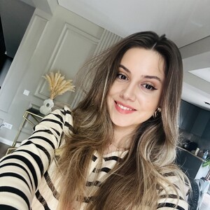NellieCutest avatar