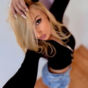AshleyNess avatar