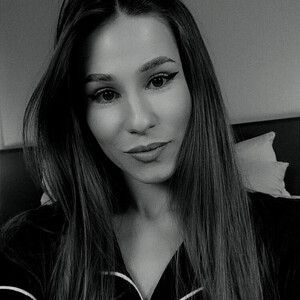 ShySaraa avatar