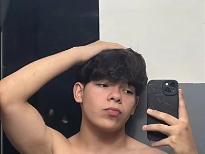 gothicboy18 avatar