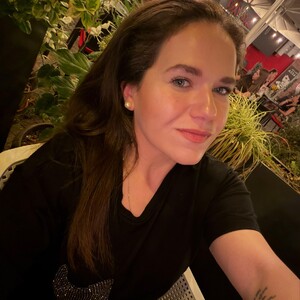 NewLuxxy avatar