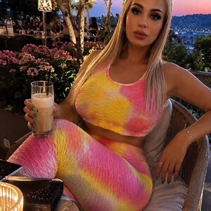 CandyBlondeX avatar