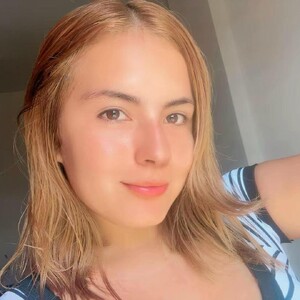 Lara19 avatar
