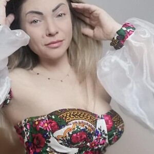 Chloe_Coral avatar