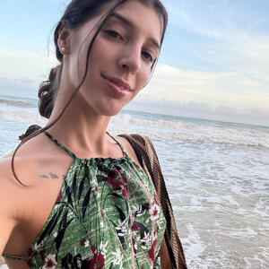 Frisky_isa avatar