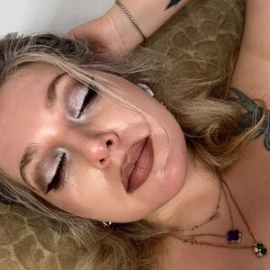 BurnTheWitch_ avatar