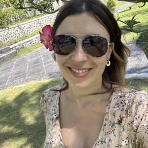 LusciousLady1 avatar