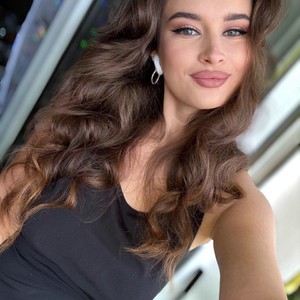RoxXana227 avatar