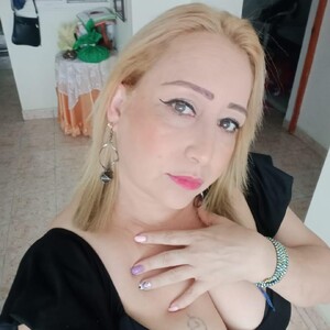 Vickyy avatar