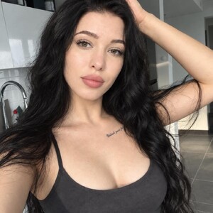 AlisaDaniels avatar