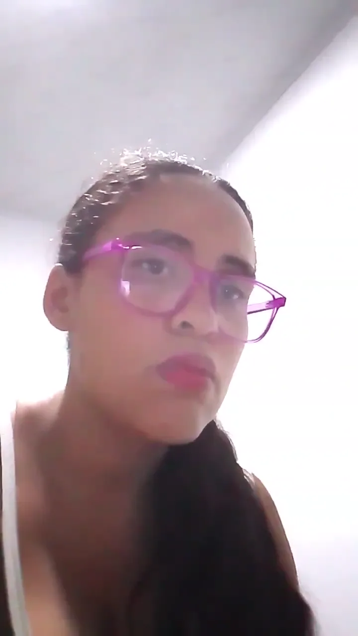 cam4__aisha_koswell33 recording